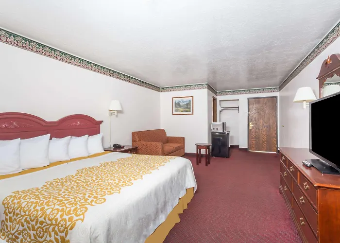 Days Inn By Wyndham Evanston Wy